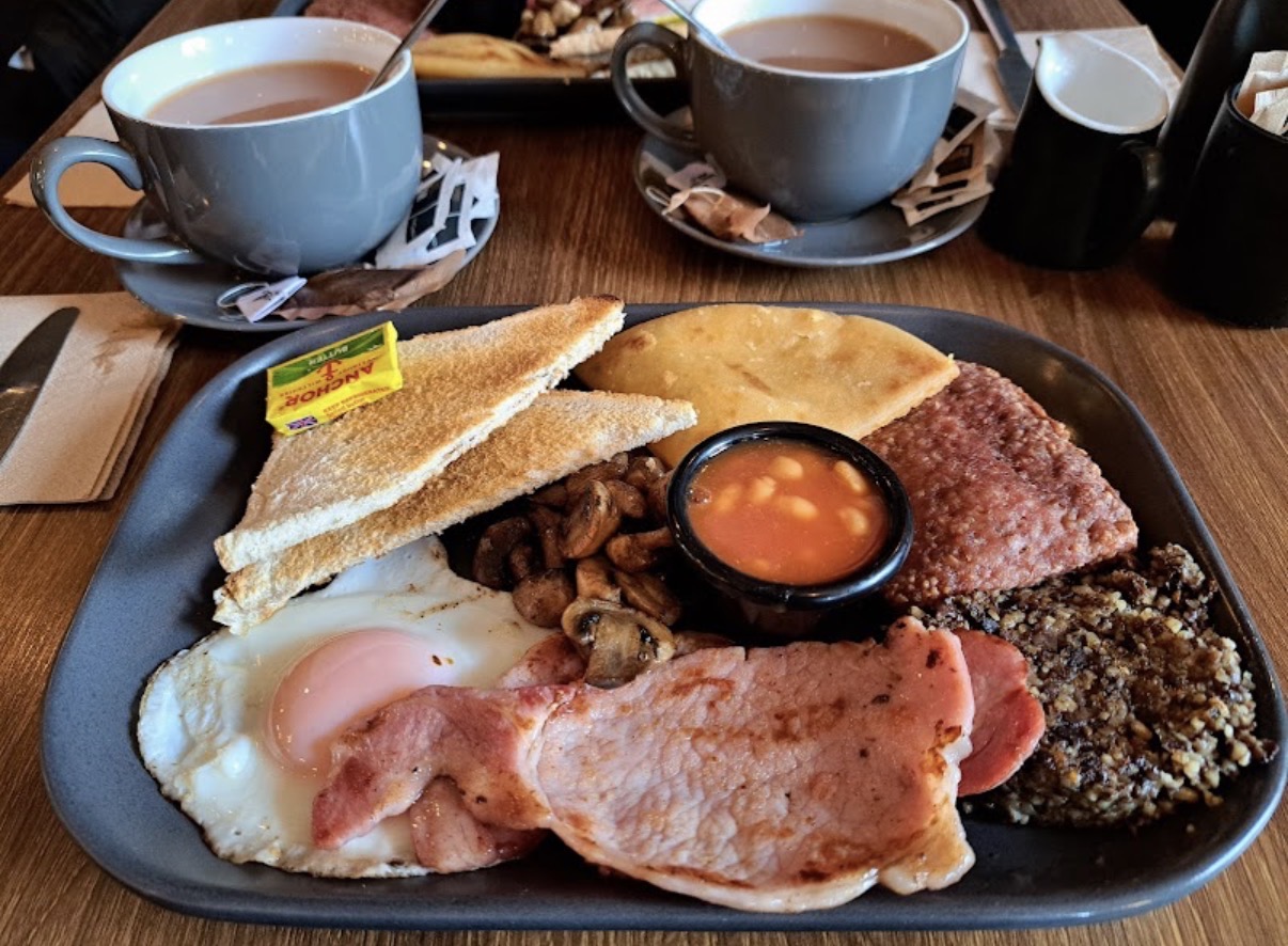 A full Scottish breakfast at The Coo Bakehouse